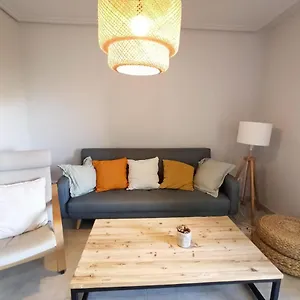 https://espectacular-atico-en-primera-linea-de-playa.es-andalucia.com